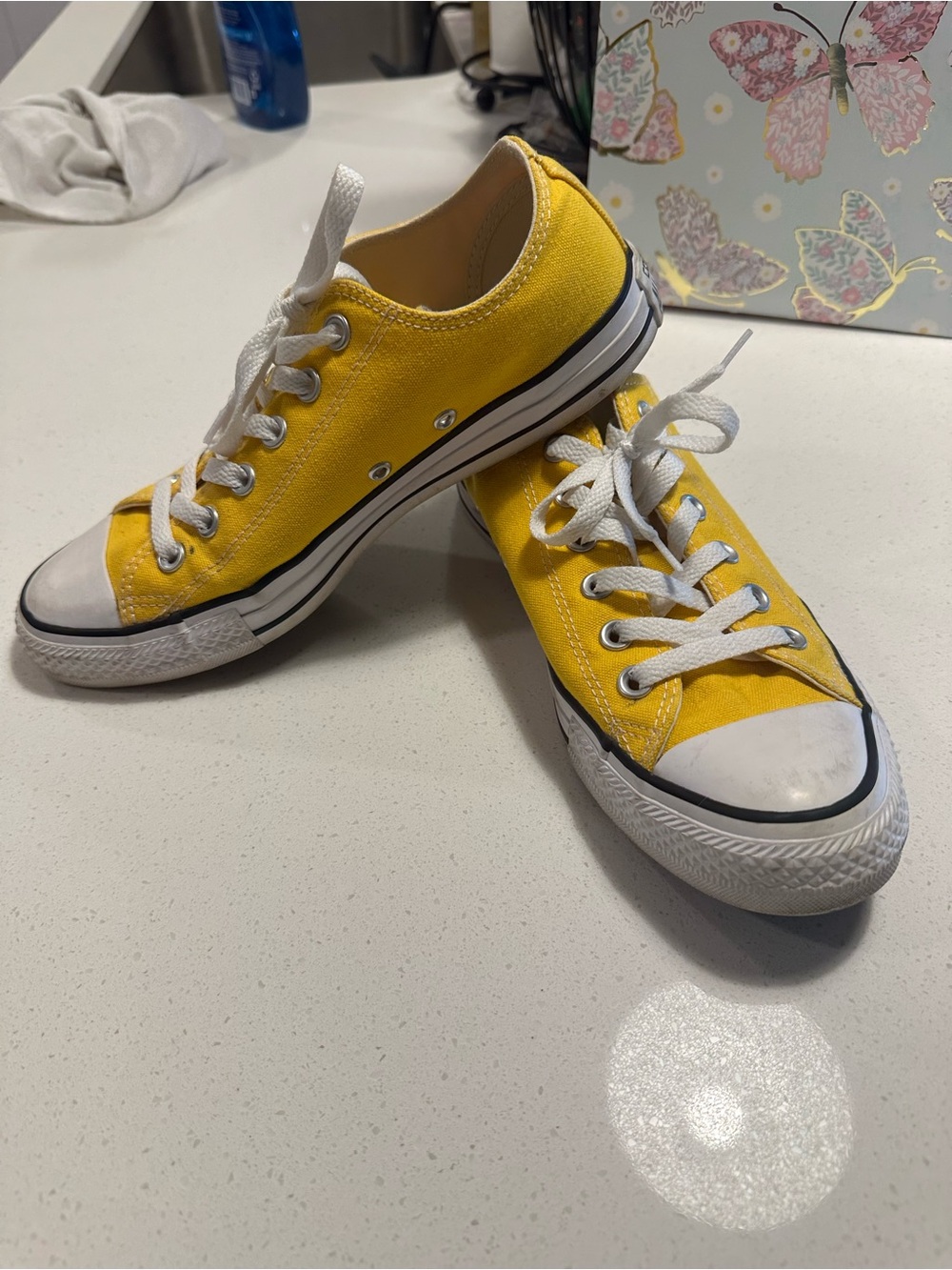 Converse Yellow Canvas Low-Top Sneakers Chuck Size 8.5